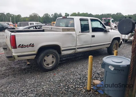 1998 Chevrolet K1500 Fleetside z USA, uszkodzony, nr VIN 1GCEK19R3WE129448